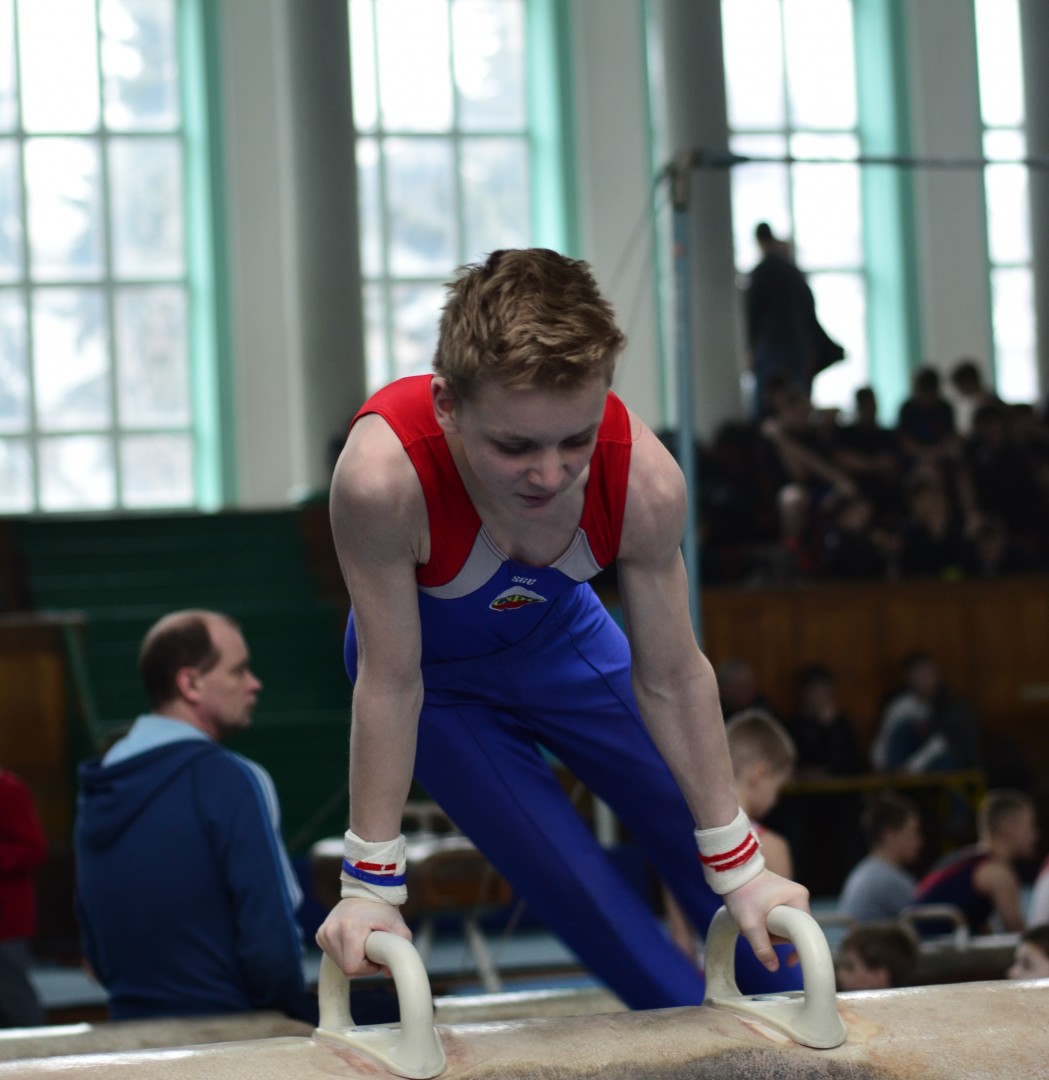 В столице ДНР прошел турнир по спортивной гимнастике «Олимпийская Надежда» среди юношей