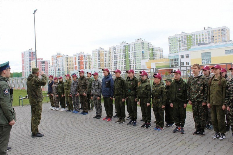 Молодая гвардия-Юнармия ДНР оздоровится в одном из лагерей Екатеринбурга