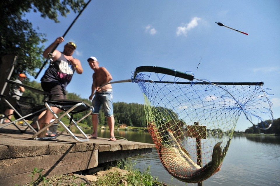 В Старобешево прошли соревнования по рыболовному спорту